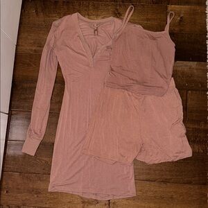 SKIMS SLEEP HENLEY DRESS + SLEEP TANK + SLEEP SHORT LIMITED EDITION: SIENNA XS